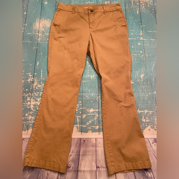 Old Navy Boot-Cut Pants - Picture 2 of 11